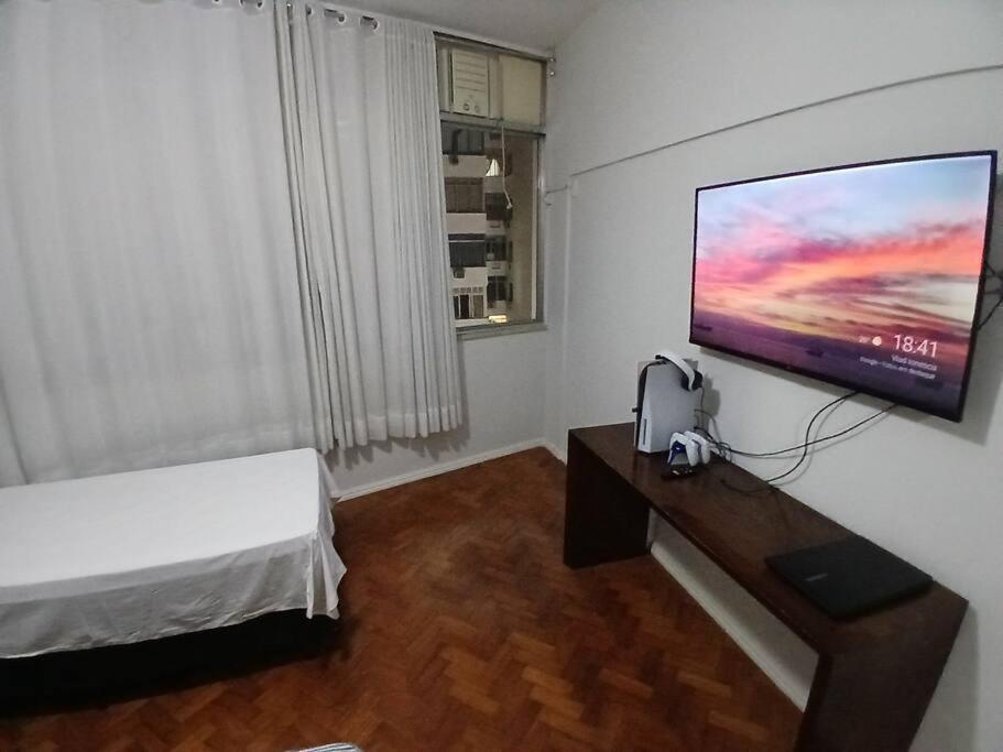 Apartamento Copa Economico Posto 4 *